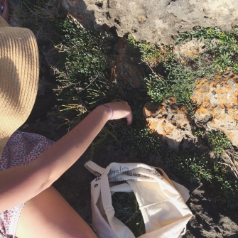 raccogliendo Erba di Mare @ Baia di Porto Selvaggio, Nardò (Lecce)