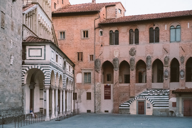 Piazza del Duomo, Pistoia